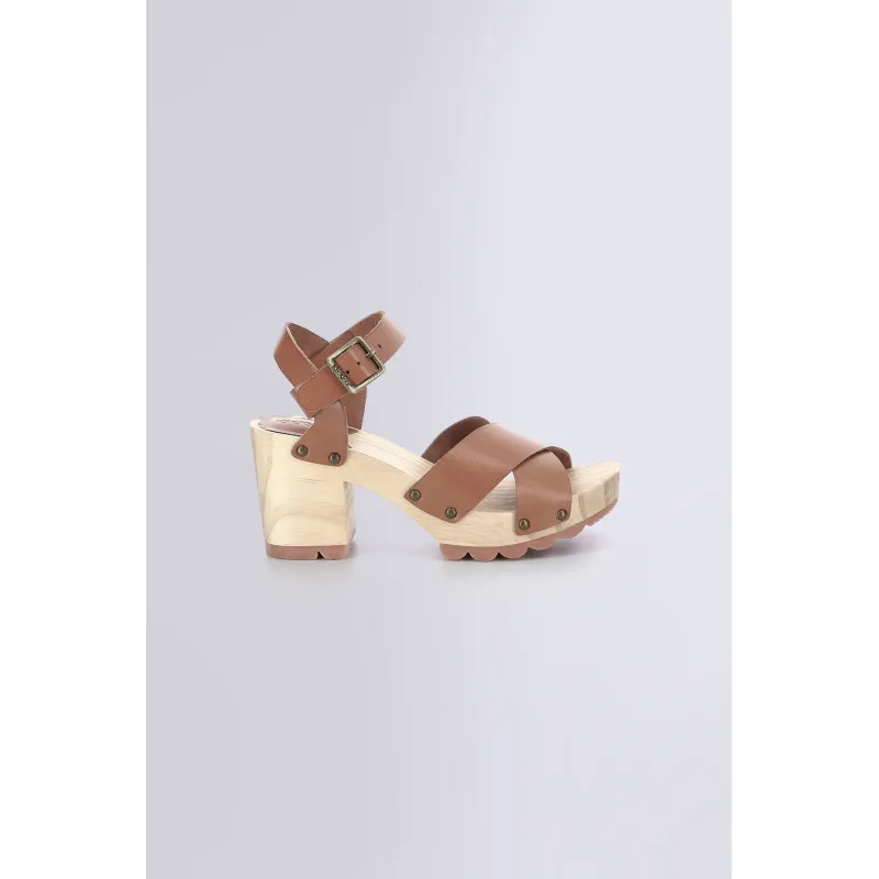 Kick Wise - Camel Women's Sandals - Kickers © Official Site