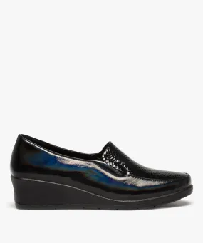 comfortable women's moccasins with glossy plain upper and black wedge heel moccasins